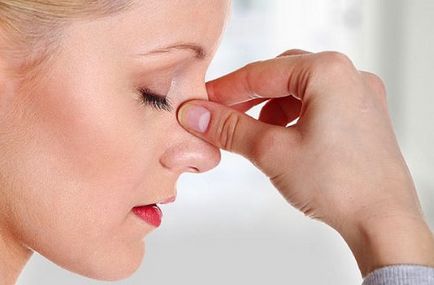 Cuhost носа и кора причини, лечение, какво да направите, за да се овлажнява носната лигавица