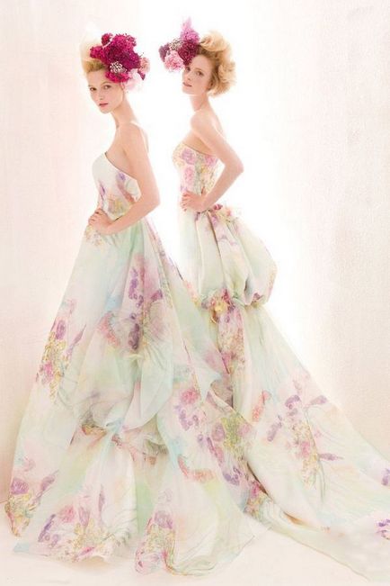 Цветните сватбени рокли