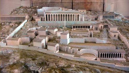 Делфийският оракул - руски Исторически библиотека (на гръцки Девкалион Елина) Делфийският оракул - руски Исторически библиотека