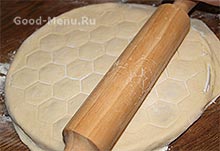 Домашна равиоли, тестото за кнедлите - рецепта със стъпка по стъпка снимки