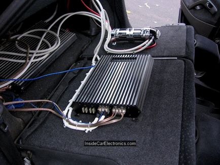 Къде и как да се инсталира усилвател кола