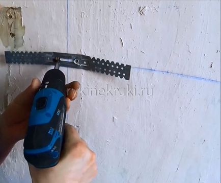 Как да монтирате на профил за гипсокартон към стената, с ръце куки