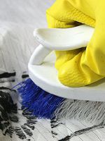 Как да изпере дрехите с пластелин