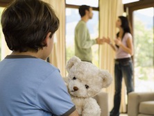 Как да се възползват от дете на жена му в развод, че трябва да се направи