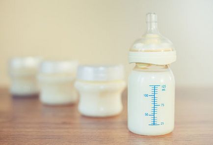 Как да се затопли майчиното мляко са 4 начина