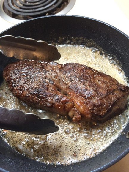 Как да се готви перфектната пържола в тиган - със собствените си ръце