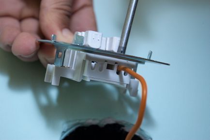 Как да разглобявате инструкция видео ключа за лампата на ремонт