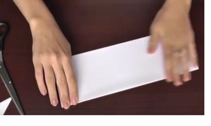 Как да си направим бумеранг от хартия, който се връща