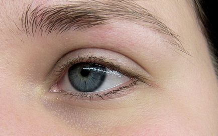 Как да си направим естествен грим за кафяви, сини и зелени очи у дома