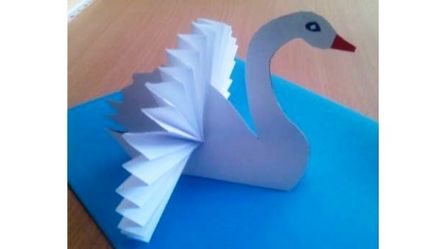 Как да си направим лебед от хартия с ръцете си как да се украсяват интериора
