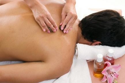 Как да направите любимата масаж на гърба