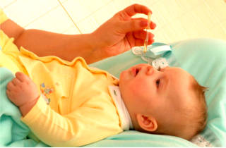 Как да премахнете подуване на лигавицата на носа на детето - най-добрите начини за лечение