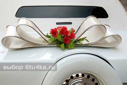 Как да украсят сватбена кола и примерите в снимката