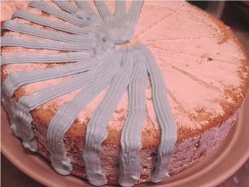 Как да се украсяват торта без сладкиши спринцовка - красива мода
