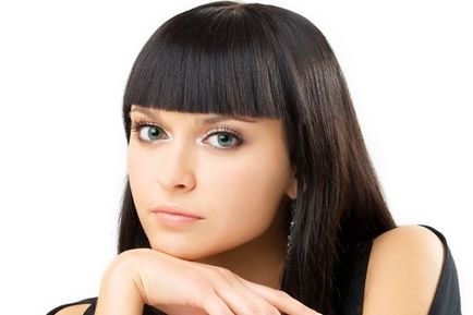 Как да се сложи дълъг бретон или regrown, косо или страна