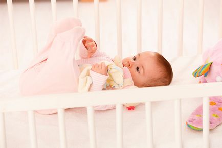 Как да изберем детско креватче за новородено класиране на най-добрите производители