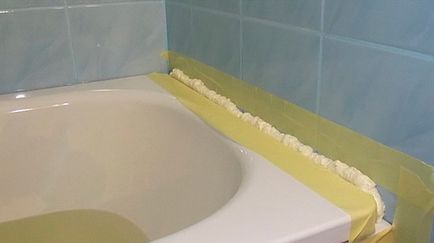 Как да се уплътни съединението между ваната и снимка на стената, видео