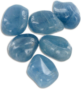 Aquamarine каменни магически свойства и които са подходящи за зодия (снимка)