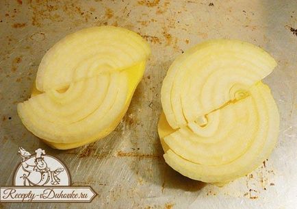Картофи запечени с кашкавал рецепта с една проста стъпка по стъпка посоки