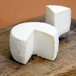 Козе сирене полезни свойства, калории