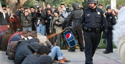 Нови рекламни Пепси зареди онлайн подигравки вълна Kanobu (Pepsi) Нови рекламни Пепси зареди онлайн подигравки вълна Kanobu