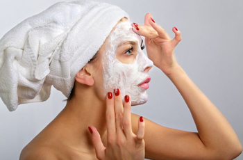 Прочистване маски за лице у дома, рецепти за грижа за кожата