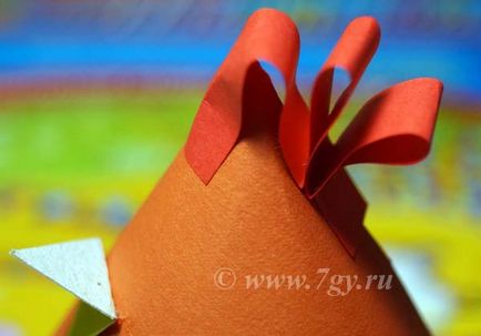 Cock за цветна хартия (конус) хак за Великден или Нова Година петел за деца със собствените си ръце