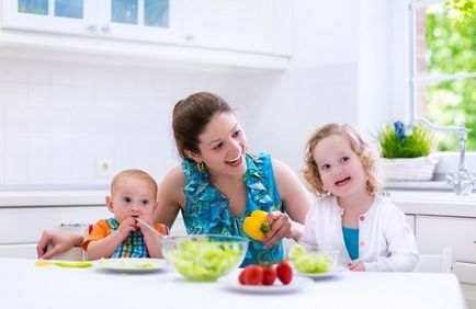 Храна кърмещи майки - за хранене