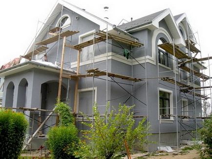 Боядисване фасади на къщите - цялостно управление на фасадата
