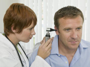 Причините за задръстванията в ушите и как бързо да се отървете от този симптом