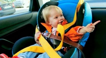 Пътуване в кола, отколкото да се вземе едно дете на пътя