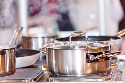 Седем начина за почистване от неръждаема стомана, съдове за готвене