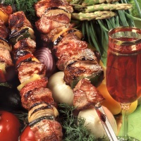 Шишчета от пиле в лозаро-винарския - ароматизирани ястие за пикник