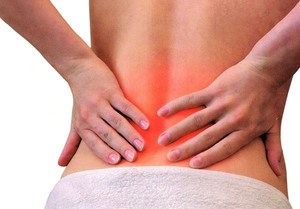 Симптомите на гръбначния херния, причини и как да се отнасяме лумбалния гръбначен херния
