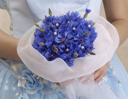 Blue булчински букет от цветя какво да избират булката