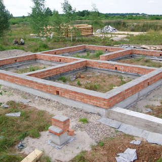 Съвети за изграждане на основите, на правилата на фондации и грешки по време на строителството