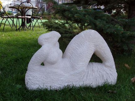 Статуетка на гипс, производство на градински ангели с ръцете си снимка