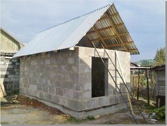 Изграждане на баня в страната със собствените си ръце