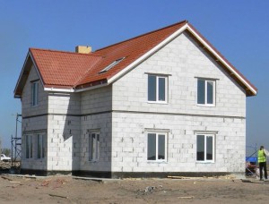 Изграждане на къща от пяна конкретни проекти и цени, снимки, коментари на собствениците