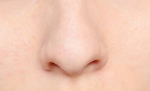 Суха носната лигавица на ефективно лечение и възможни усложнения