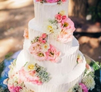 Сватбена торта с цвят изберете сладък празник декор