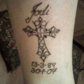 Кръст татуировка значение - значението на символ за момичета и момчета