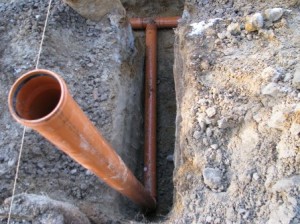Полагане на канализационни тръби в земята технология и правила за инсталиране тръбопровод