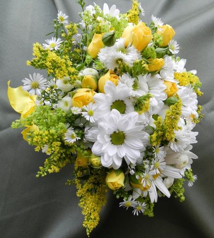 Изборът на най-добрите жълти булчински букет цветя и техните комбинации
