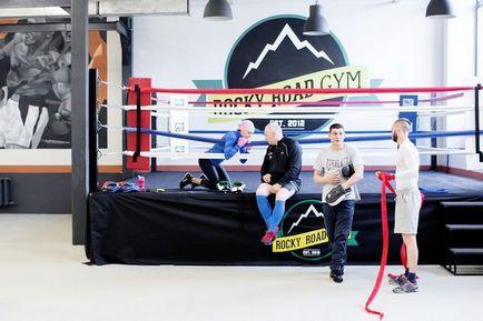 Висящи круша, за да започнете боксови уроци (внимание на всички групи) Висящи круша, за да започне подготовка в бокса