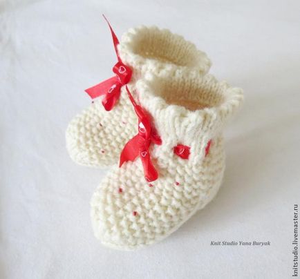 Плетени чорапи за новороденото - Справедливи Masters - ръчна изработка, ръчно изработени