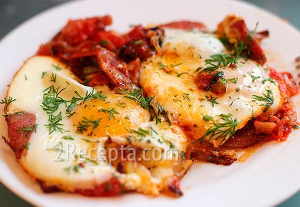 Бъркани яйца с наденица и домати - стъпка по стъпка рецепти снимки