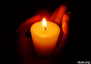 Какво би станало, ако един жив човек, за да запалят свещ за мъртвите