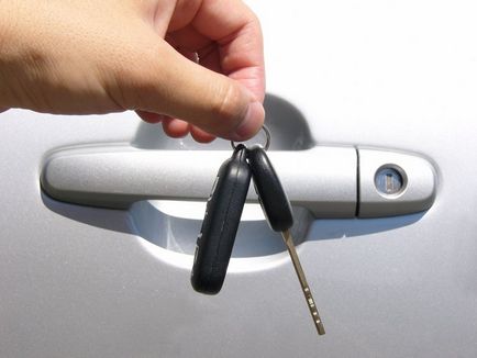 Какво да направите, ако загубите ключовете за колата - да се реши