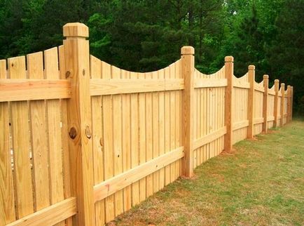 Дървена ограда с ръцете си стъпка по стъпка ръководство